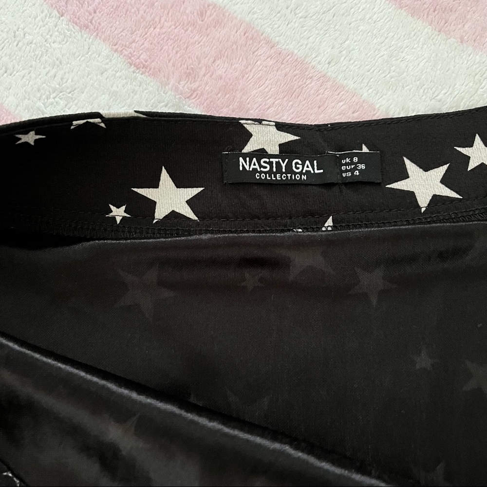 Star Ruffle Skirt - Picture 12 of 13